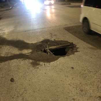 Palandöken Üst Yolda Açık Rögar Kapağı Nedeniyle Araç Hasarı Ve Güvenlik Önlemi Talebi