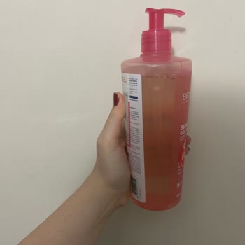 Bioderma Sensibio Jelinde Renk Ve Koku Değişikliği Ciltte Pütürlenmeye Yol Açtı