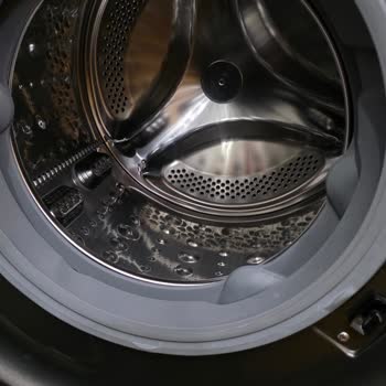 Garanti Kapsamındaki LG Washtower Makinemde Sürekli Su Damlaması, Yetkili Servisin Kullanıcı Hatası İddiası Ve Ücretsiz Değişim Talebi