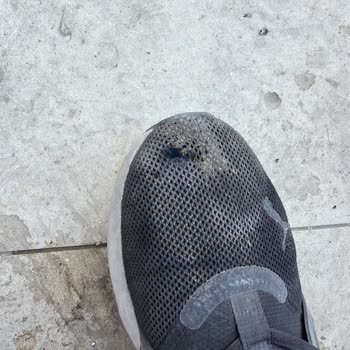 Puma Ayakkabısının Üst Kısmı Kısa Sürede Delindi, Deichmann Değişim Reddetti