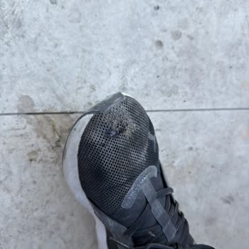 Puma Ayakkabısının Üst Kısmı Kısa Sürede Delindi, Deichmann Değişim Reddetti