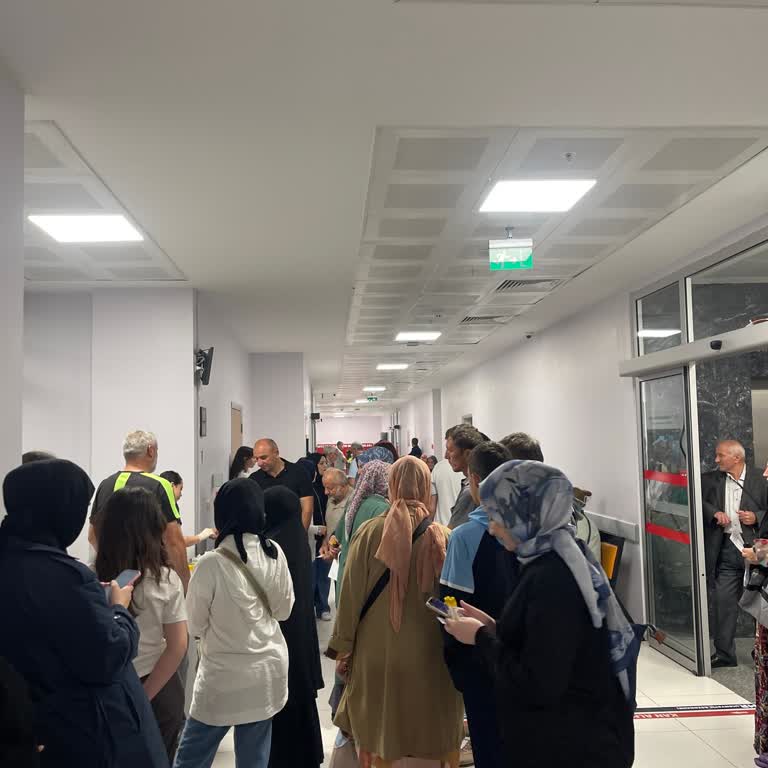 Trabzon Of Devlet Hastanesi Kan Alma Bölümünde Personel Eksikliği Ve Uzun Bekleme Süresi