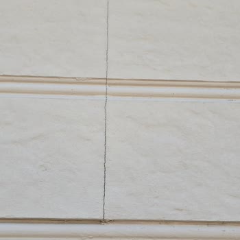 Karmod Prefabrik Yapıda Su Alma, Betopan Ayrılması Ve Dış Sıva Çatlakları Şikayeti