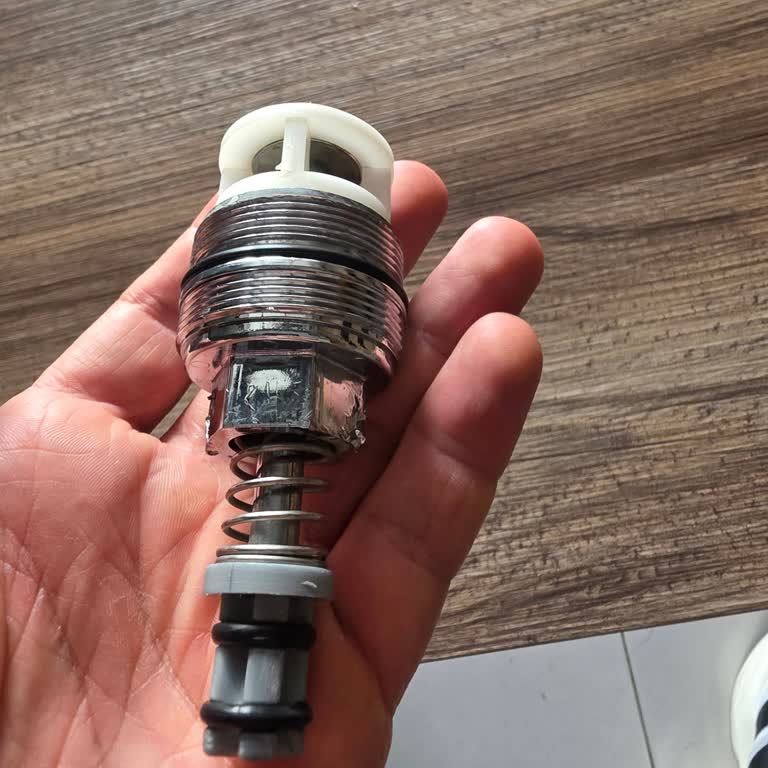 Teska Bas Çek Sifonda Sürekli Sızıntı, Yedek Parça Ve Teknik Destek Talebi