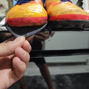 Nike Ayakkabısında Hızlı Aşınma, Nike Ve Dalkılıç Spor'un Reddi, Ücret İadesi Talebi