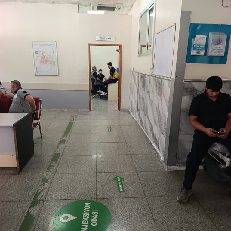 Acil Serviste Kadın Hemşire Eksikliği Ve Mahremiyet İhlali