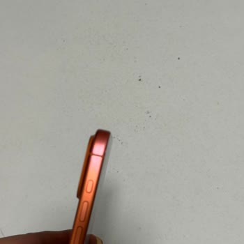 Apple Telefonunda Kasadaki Renk Solması İçin Ürün Değişimi Talebi