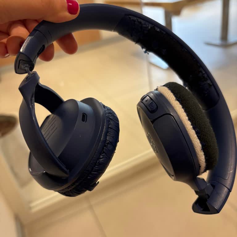 Garanti Süresinde Hızla Bozulan JBL Kulaklık İçin İade Talebi
