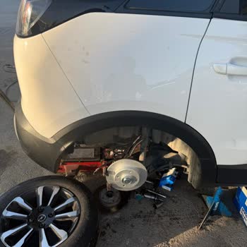 Fren Sesine Dikkat Etmeyen Servis, Balata Patlamasıyla Güvenliği Tehlikeye Attı