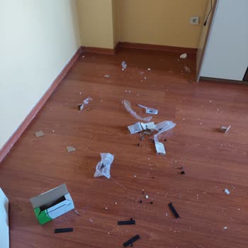 Montaj Sırasında Mobilya Zarar Gördü Ve LED Bozuk, Şikayet Ve Çözüm Talebi
