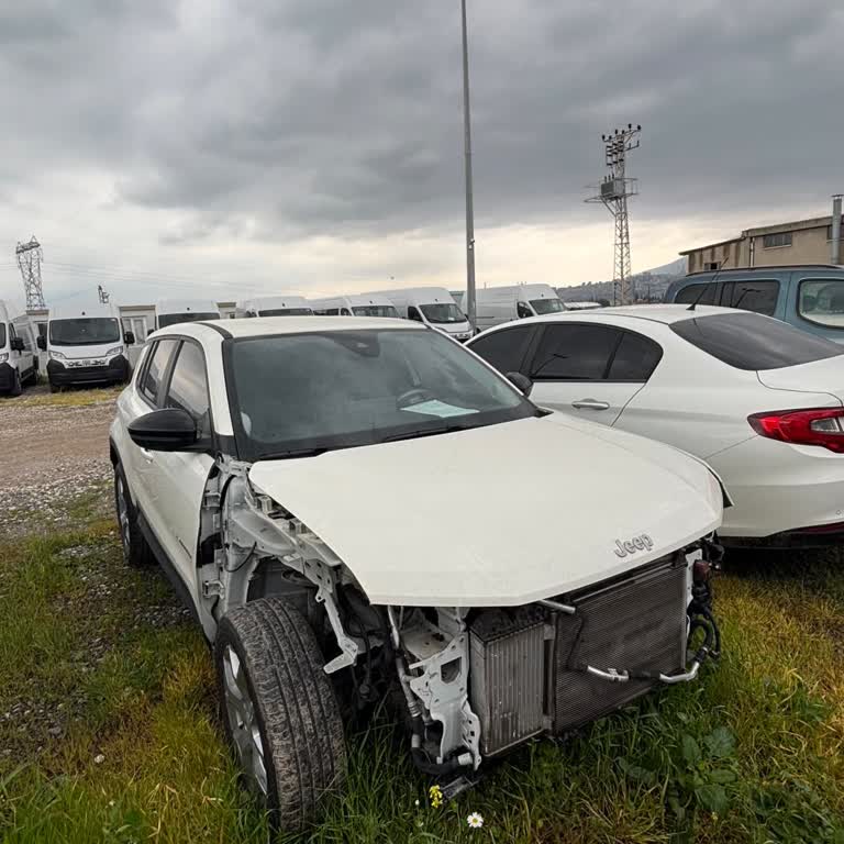 Kaza Sonrası Jeep Avenger Tamirinde Parça Eksikliği Ve Uzun Bekleme Süresi