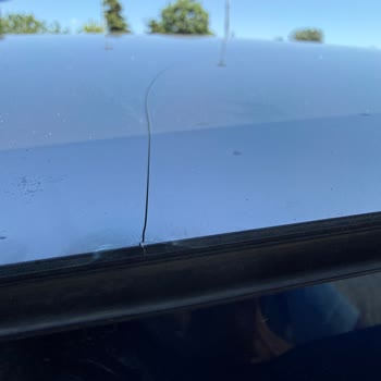 Tesla Juniper Tavan Camı Stres Çatlağı İçin Garanti Talebi Ve Servis Tutumu