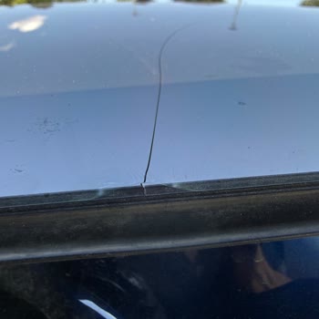 Tesla Juniper Tavan Camı Stres Çatlağı İçin Garanti Talebi Ve Servis Tutumu