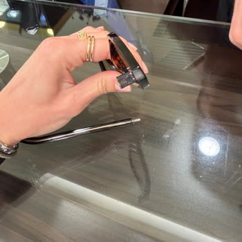 Prada Güneş Gözlüğüm Opmar Optik’te Yanıltıcı İşlem Sonrası Kırıldı