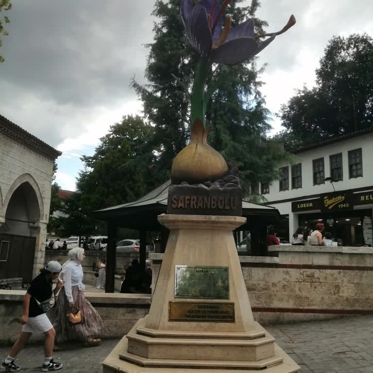Uzak Otel Nedeniyle Turda Zaman Kaybı Ve Yol Yorgunluğu