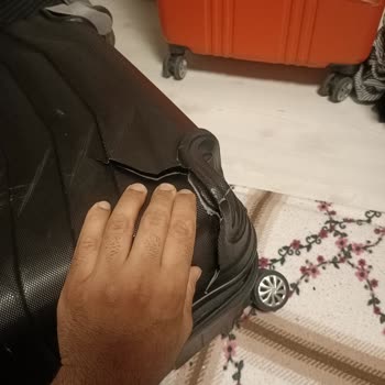 Valizlerde Çatlak, Eksik Tutanak Ve 12.000 TL Tazminat Talebi