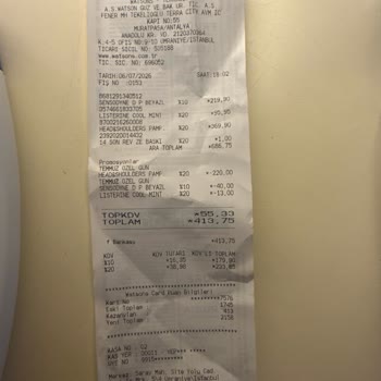 Head&Shoulders Watsons’ta Süresi Geçmiş Şampuanı Kokusuyla Sağlık Endişesi