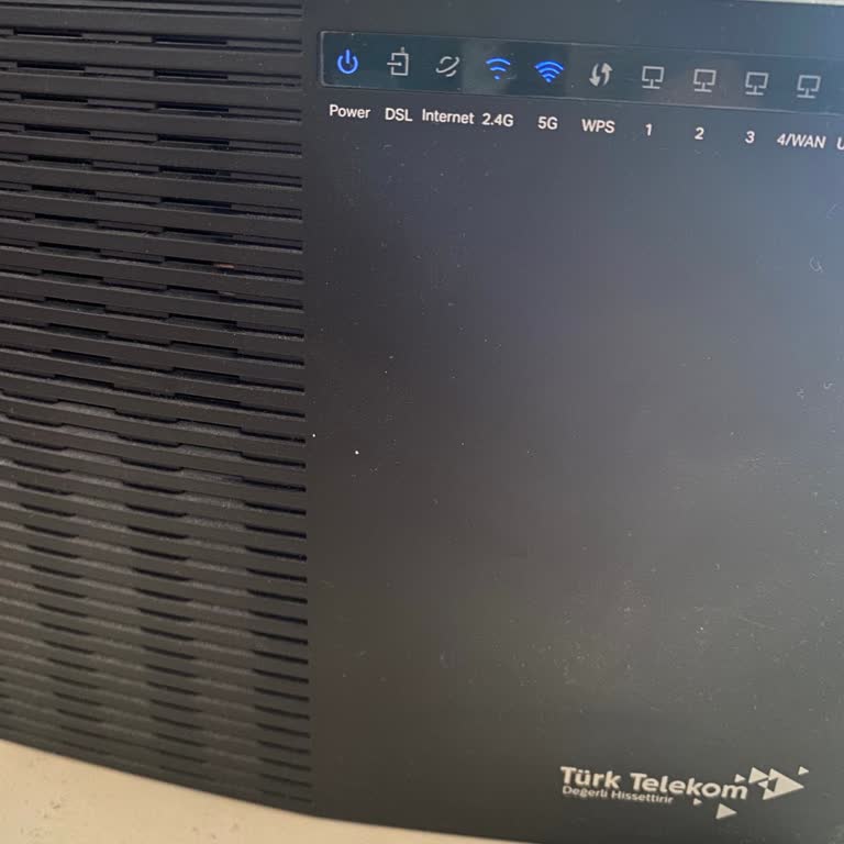 14 gündür kesilen internet paket düşümüne zorlama kasten hizmet vermeyerek anayasal eğitim hakkını engelleme, eğitimde fırsat eşitliğini zedeleme