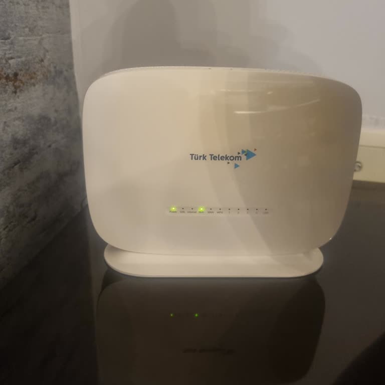 Kesintili İnternet Ve 819 TL İade Talebi