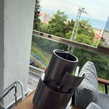 Dyson V15 Bağlantısı Normal Kullanımda Kırıldı, Kullanıcı Hatası İddiası