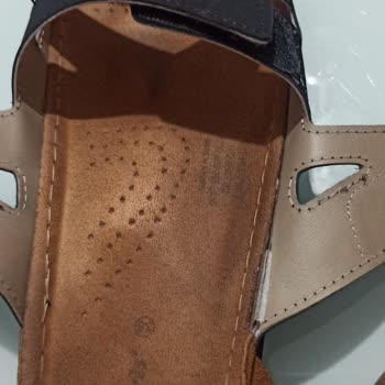 Kısa Sürede Dikiş Kopması Ve Bağ Açılmasıyla Ayıplı Terlik