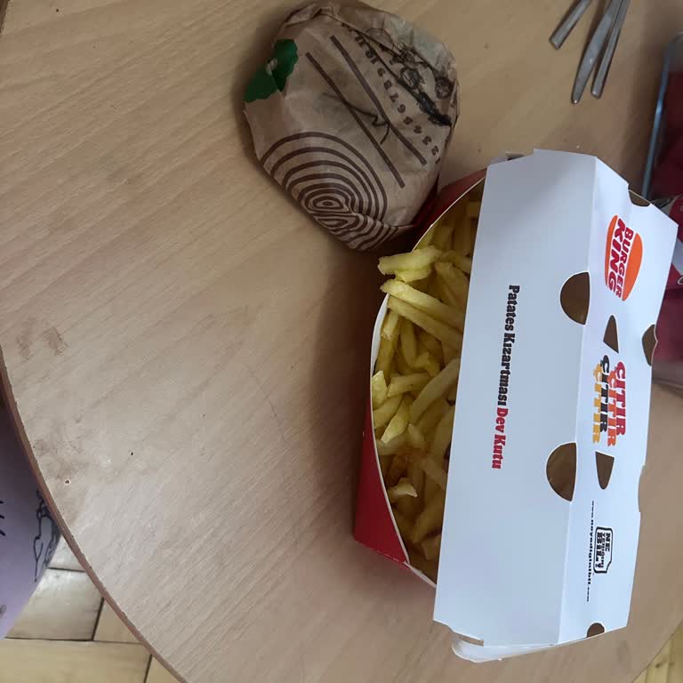 Burger King İslambey Şubesinde Yanlış Menü Gönderimi Nedeniyle Mağdur Oldum