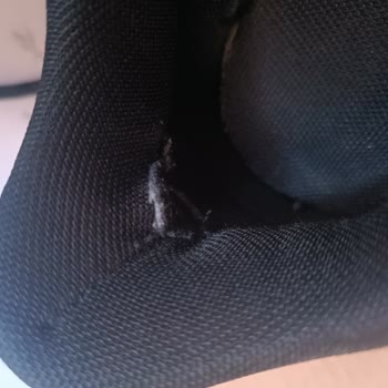 Üç Ayda Çorap Bölümünde Aşınma Gösteren Reebok Ayakkabı İçin Değişim Talebi