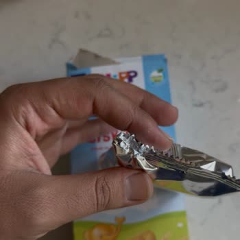 Açık Paketli Bebek Bisküvisi Ve Yetersiz Müşteri Desteği