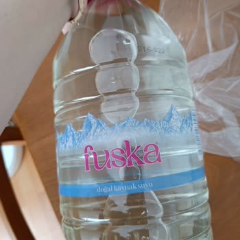 Kapak Açılmadan Yeşilleşen İçme Suyu: BİM Ve Fuska Markasına Güven Krizi