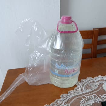 Kapak Açılmadan Yeşilleşen İçme Suyu: BİM Ve Fuska Markasına Güven Krizi