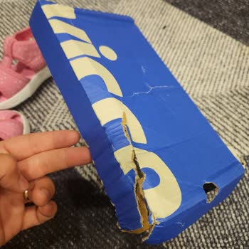 Yanıltıcı Ürün Gönderimi Ve Hasarlı Paketleme