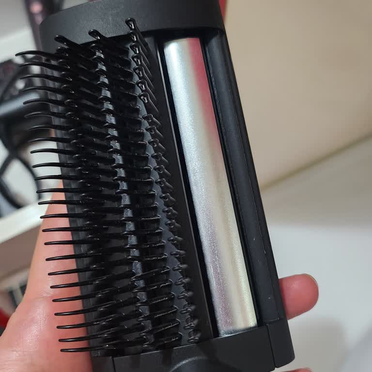 Dyson Aksesuarı Garantili Olarak Gönderilmedi 7 Ay Bekleyiş