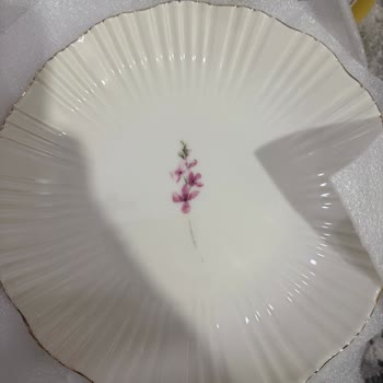 Sipariş Edilen Yemek Takımının Kalitesiz Ve Soluk Görünmesi, İade Sürecindeki Sorunlar