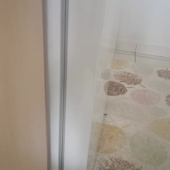 Kapak Lastiklerinden Kaynaklanan Hava Sızıntısı Ve Buzdolabı Değişim İsteği