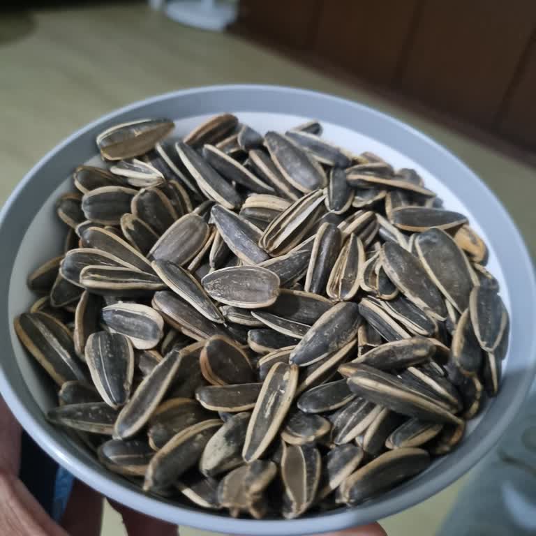 Tadım Kavrulmuş Ayçekirdeği Sürekli Yanık Ve Lezzetsiz