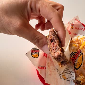 Çiğ Etli Burger Ve Sağlık Riski Şikayeti
