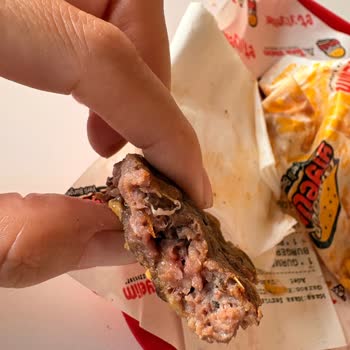 Çiğ Etli Burger Ve Sağlık Riski Şikayeti