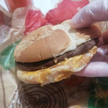 Eksik Ve Yanlış Ürünler, Çiğ Tatlılar: Uber Eats/Trendyol’da Burger King Siparişim Sorunlu