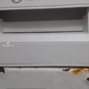 Bosch Çamaşır Makinemin Dış Yüzeyi Paslanıyor!
