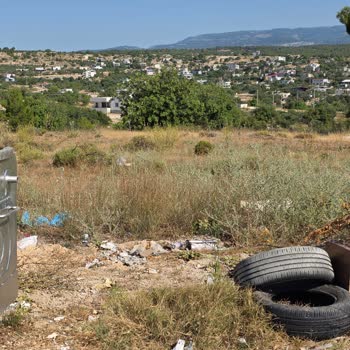Silifke Tosmurlu Mahallesinde Çöp Toplama Sıklığı Yetersiz Ve Çöp Dağınıklığı