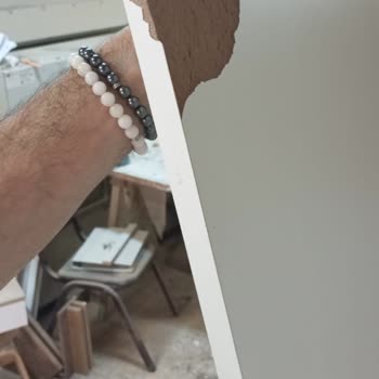 Reklamda Özel Depolama Vaadi Bozuldu, Eşyalar Ortak Alanda Ve Hasarlı