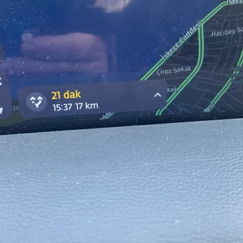 Togg T10X V2 Araçta Çatlak Cam, Klima Arızası Ve Titreme Sorunu