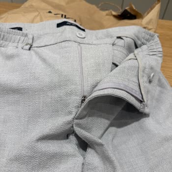 Avva Pantolonunda Dikiş Hatası 48 Saatte Koptu, Çözüm 10 Gün Bekliyor