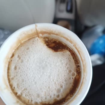 Shell Bozulmuş Süt İçeren Latte Sağlık Endişesi