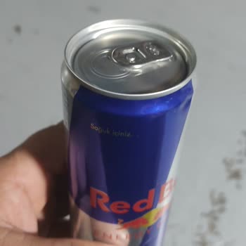 Boş Red Bull Kutusu Sağlık Ve Güven Endişesi