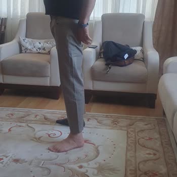 Kısa Kesilen Pantolonlar Ve Cevapsız Müşteri Hizmeti