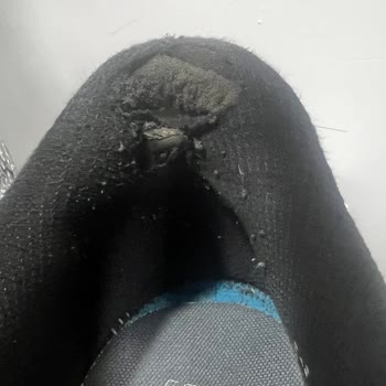Skechers Spor Ayakkabısındaki Deformasyon Ve Yetersiz Mağaza Desteği