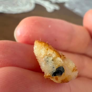 Eti Süt Burger'de Siyah Plastik Parça Çıktı: Çocuk Sağlığına Yönelik Ciddi Tehlike