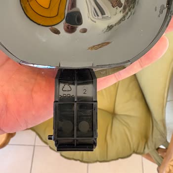 DeLonghi Kahve Makinesinin Kırık Parçası İçin Değişim Talebi