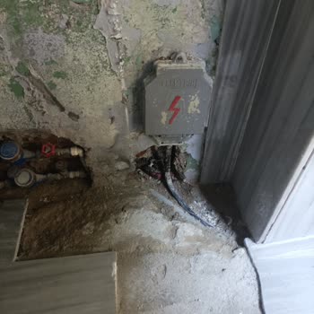 Kağıthane'de Elektrik Kesintisi İçin BEDAŞ'ın Gecikmeli Müdahalesi